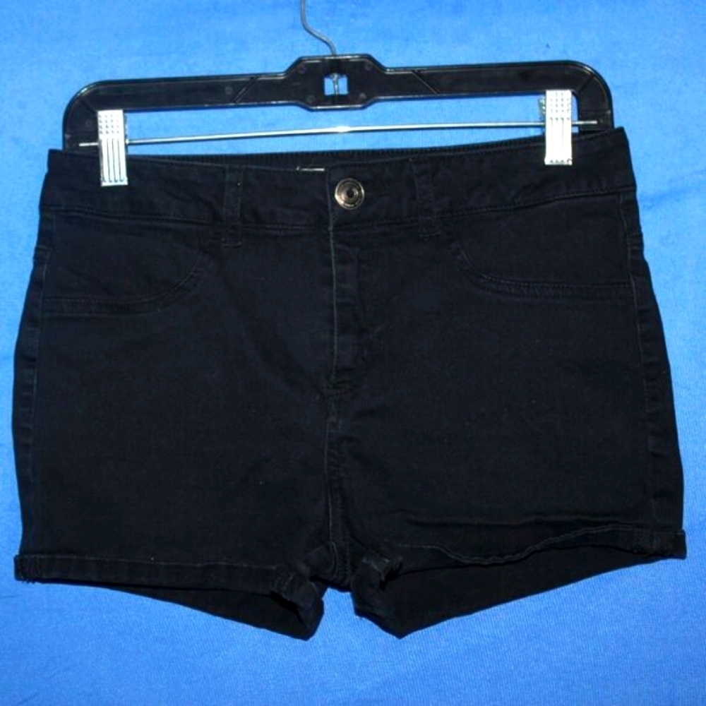 SO Denim Rolled Hem Shorts Black Size 9